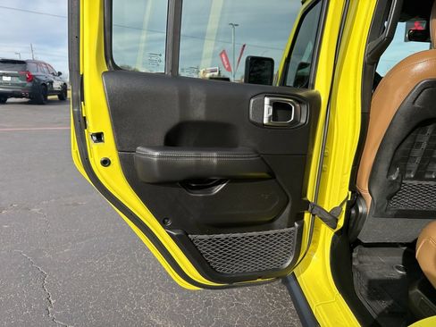 Used 2023 Jeep Wrangler Unlimited Rubicon 4xe w/ Cold Weather Group image 31