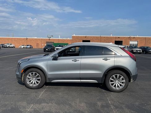 Used 2023 Cadillac XT4 Premium Luxury w/ Cold Weather Package AWD/4WD image 2