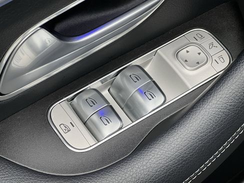 Certified 2025 Mercedes-Benz GLE 350 4MATIC image 13