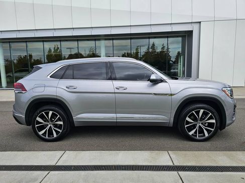 Used 2024 Volkswagen Atlas Cross Sport SEL Premium R-Line AWD/4WD image 6
