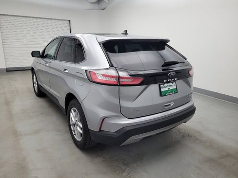 Used 2022 Ford Edge SEL w/ Convenience Package AWD/4WD image 5
