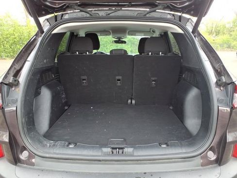 Used 2023 Ford Escape Active w/ Tech Pack #1 AWD/4WD image 8