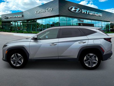 New 2026 Hyundai Tucson SEL FWD image 3