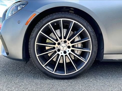 Used 2023 Mercedes-Benz E 53 AMG 4MATIC Sedan image 5