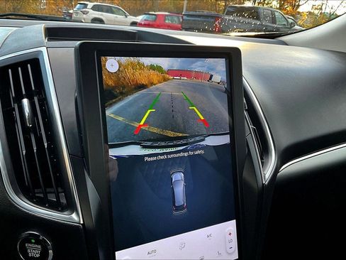 Used 2024 Ford Edge Titanium image 26