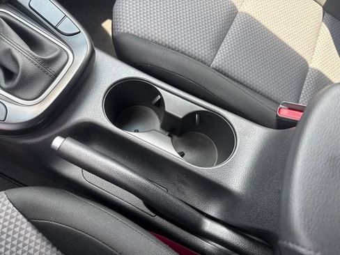 Used 2024 Kia Soul LX w/ Option Group 015 FWD image 30