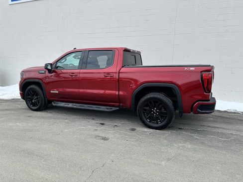 Used 2023 GMC Sierra 1500 Elevation w/ Preferred Package image 3