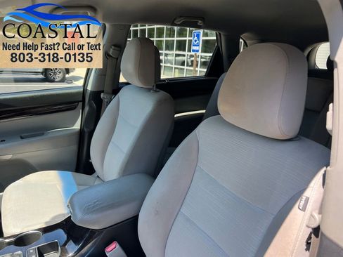 Used 2014 Kia Sorento LX FWD image 10