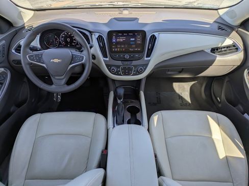 Used 2024 Chevrolet Malibu LT image 16