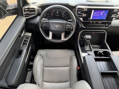Used 2022 Toyota Tundra SR5 w/ SR5 Premium Package RWD image 14