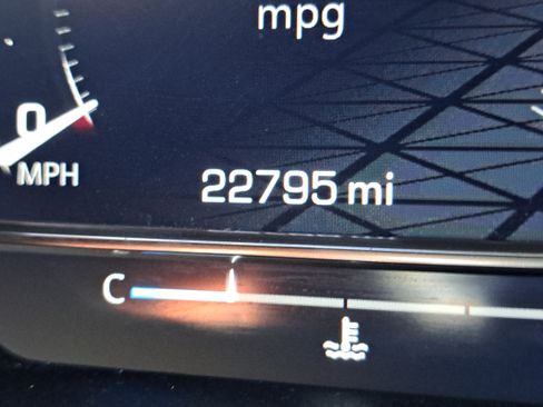 Used 2024 GMC Sierra 2500 AT4 w/ AT4 Premium Plus Package image 19