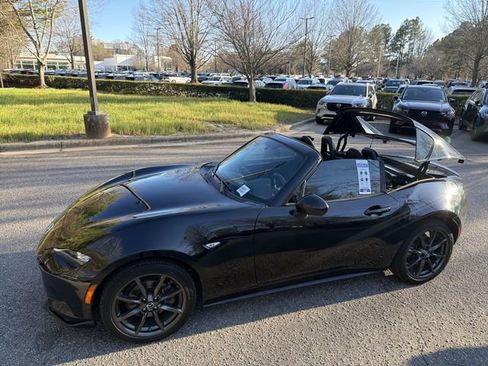 Used 2018 MAZDA MX-5 Miata RF Club image 22