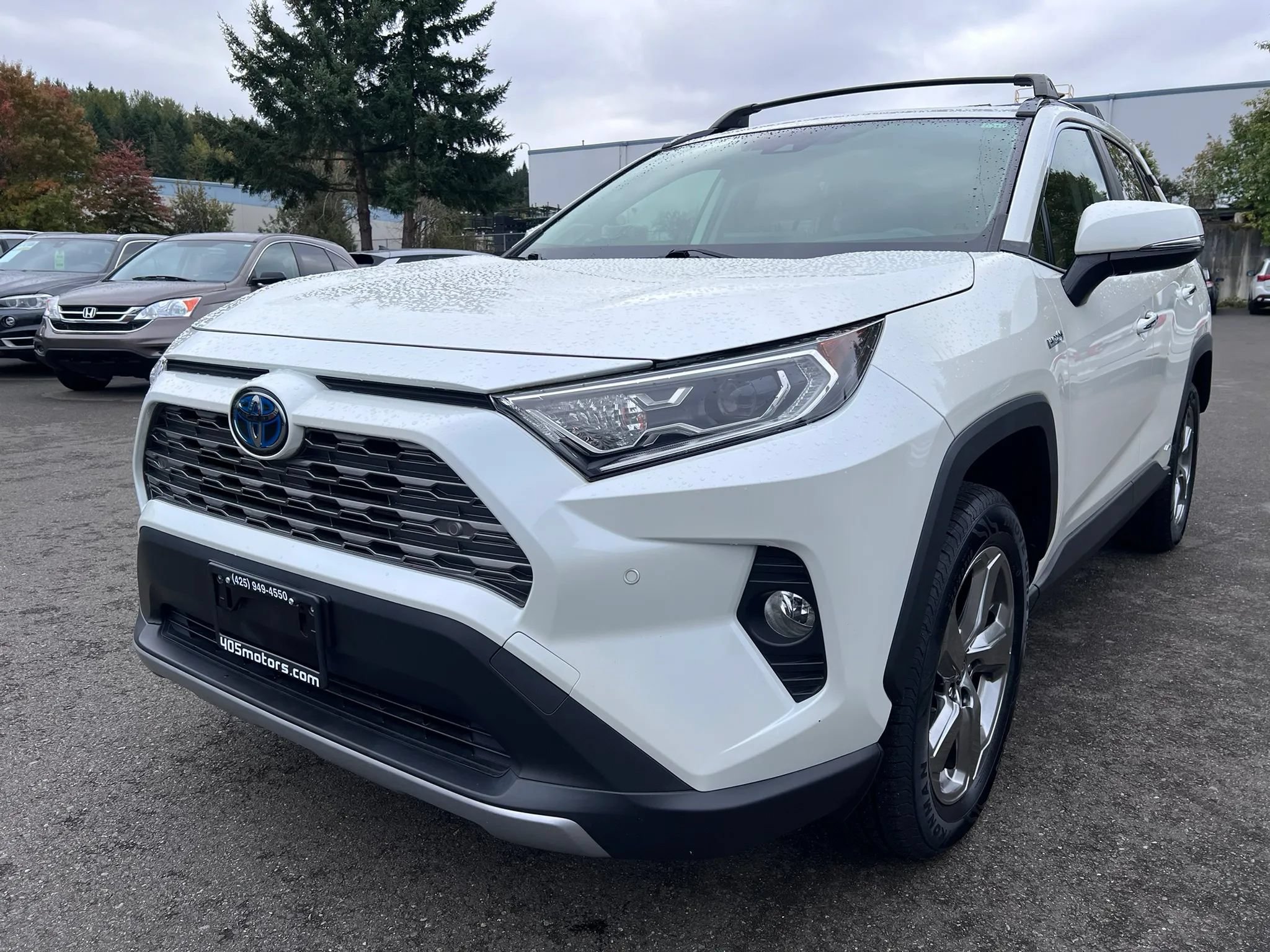 Used 2020 Toyota RAV4 Limited w/ All Weather Liner Package AWD/4WD image 3