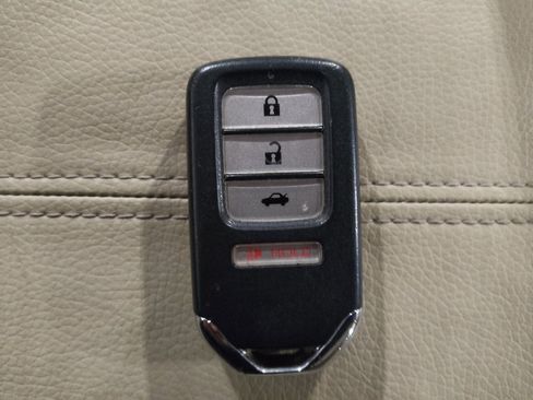 Used 2015 Honda Accord EX-L image 32