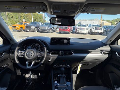 New 2025 MAZDA CX-5 AWD 2.5 S w/ Preferred Package image 18