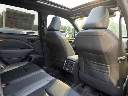 Certified 2026 Subaru Forester Wilderness AWD/4WD image 17