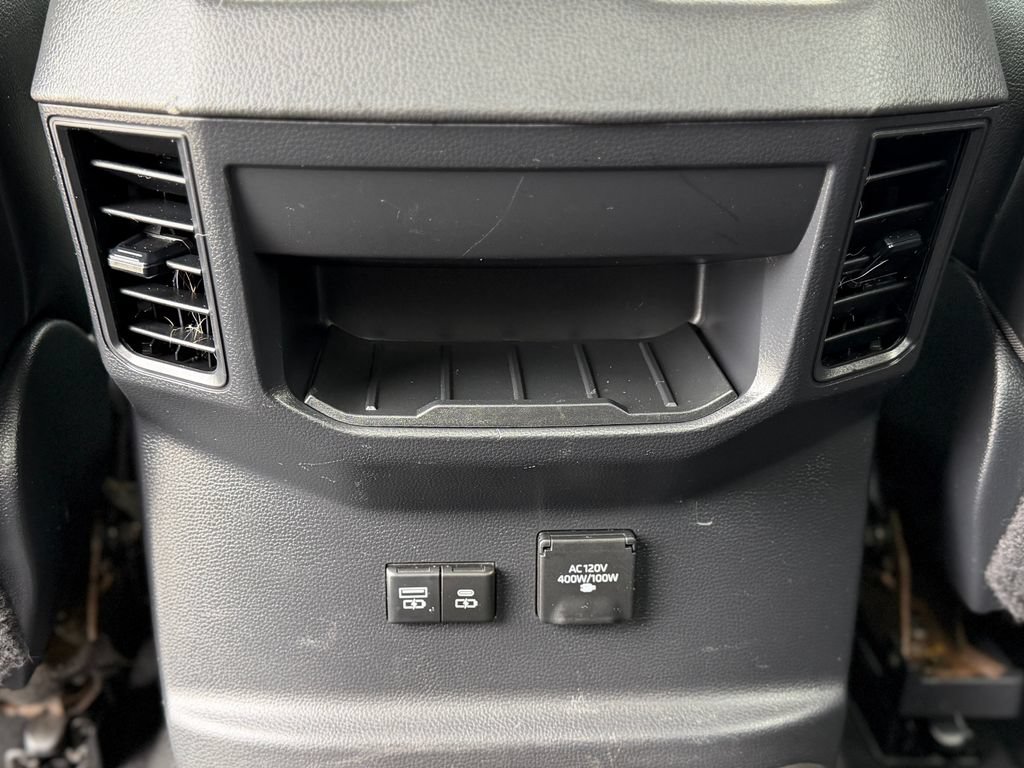 Used 2023 Toyota Tundra Limited w/ Power Package AWD/4WD image 8