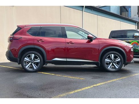 Used 2023 Nissan Rogue SL w/ SL Premium Package AWD/4WD image 3