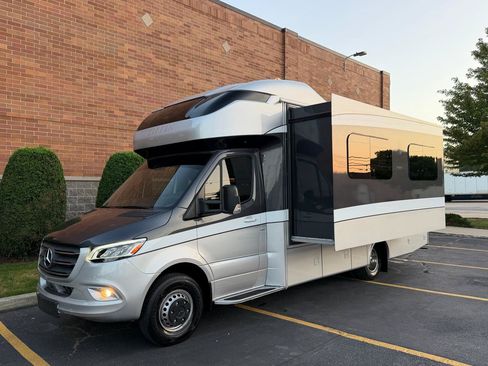 Used 2019 Mercedes-Benz Sprinter 170 image 19