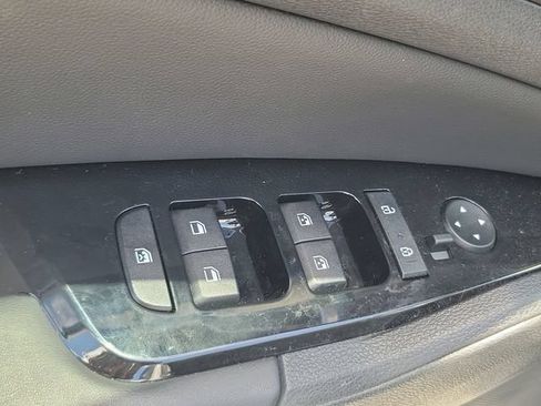 Used 2024 Kia Sportage EX FWD image 17