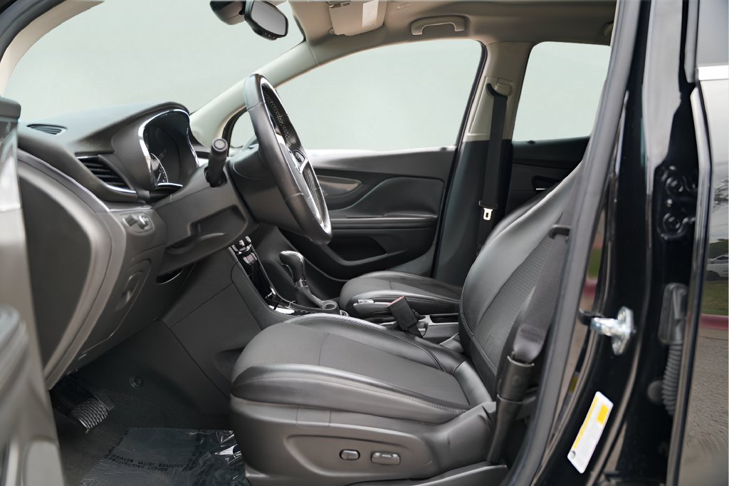 Used 2019 Buick Encore Sport Touring FWD image 8