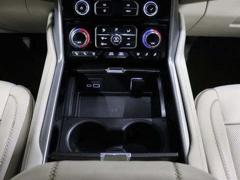 Used 2021 GMC Yukon XL Denali w/ Denali Ultimate Package image 34