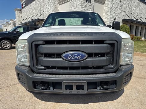 Used 2013 Ford F250 XL RWD image 3
