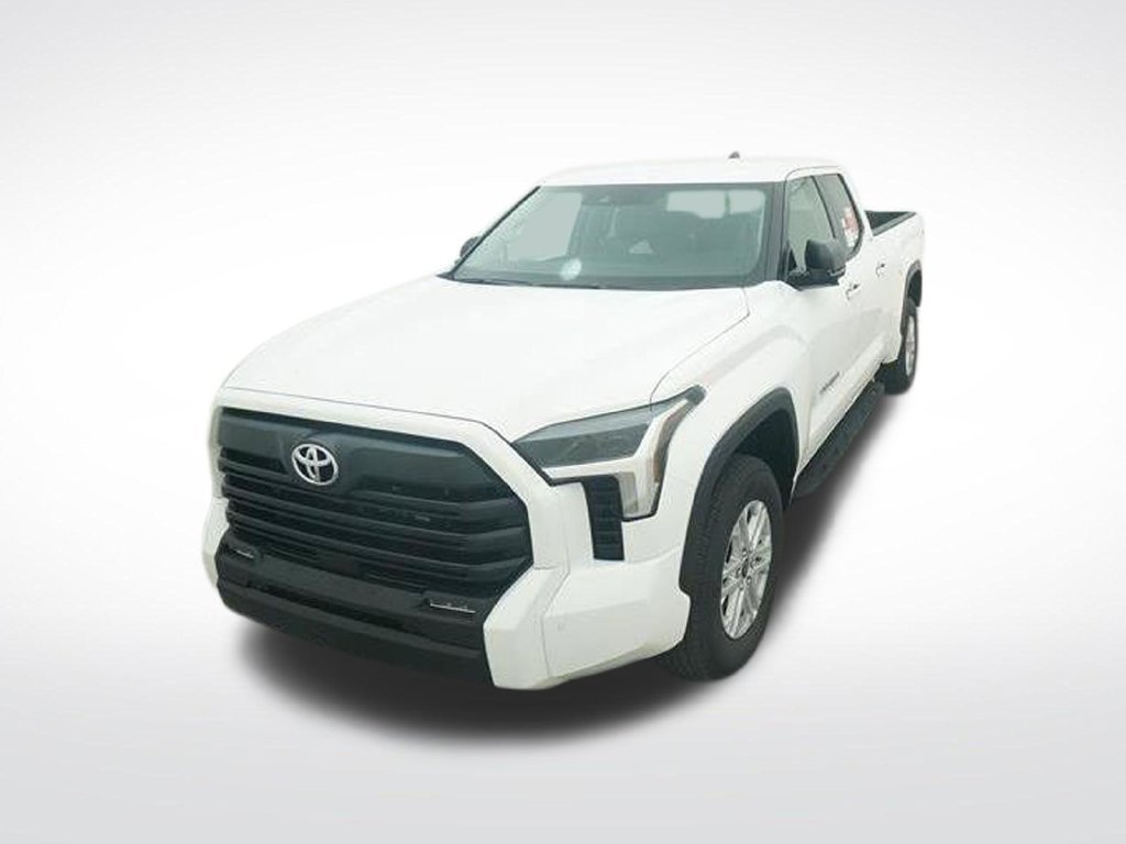Used 2024 Toyota Tundra SR5 w/ SR5 Premium Package AWD/4WD image 20