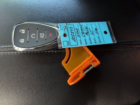 Used 2024 Chevrolet Malibu LT image 11