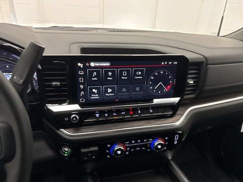 New 2026 GMC Sierra 2500 SLT w/ SLT Premium Package AWD/4WD image 17