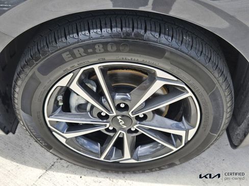 Certified 2023 Kia Forte LXS w/ LXS Technology Package image 10