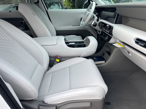 New 2026 Hyundai Palisade FWD Hybrid image 14