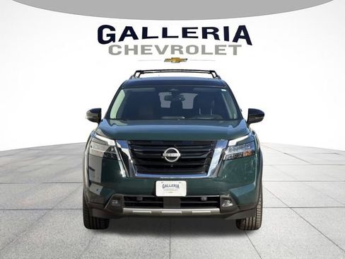 Used 2022 Nissan Pathfinder Platinum w/ Cargo Package image 3