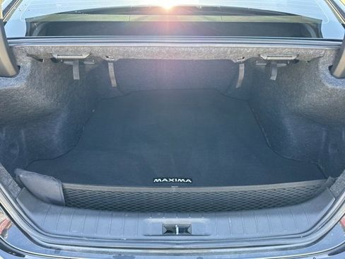 Used 2021 Nissan Maxima SR w/ Sport Mat Group image 11