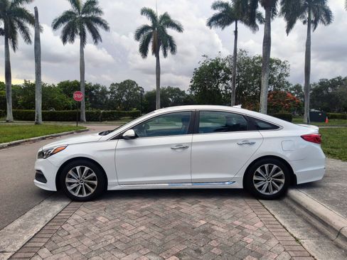 Used 2016 Hyundai Sonata Sport w/ Option Group 02 FWD image 17