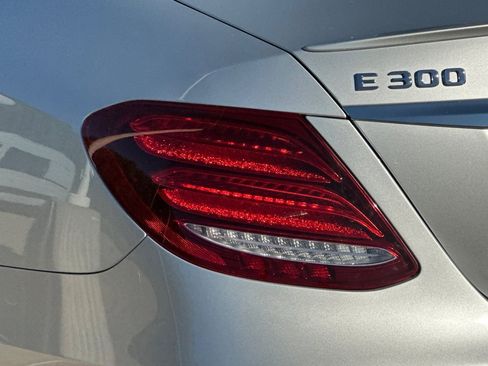 Used 2019 Mercedes-Benz E 300 image 14