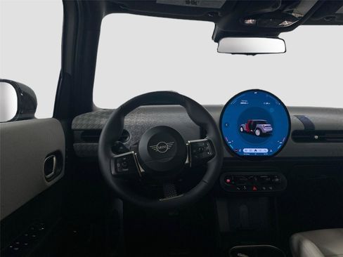 Certified 2025 MINI Cooper S FWD image 22