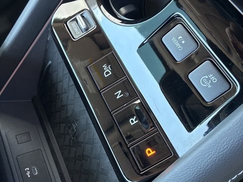 Used 2025 Nissan Murano Platinum w/ Cargo Package image 18