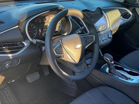 Used 2024 Chevrolet Malibu RS image 15