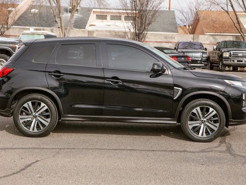 Used 2020 Mitsubishi Outlander Sport SE image 4