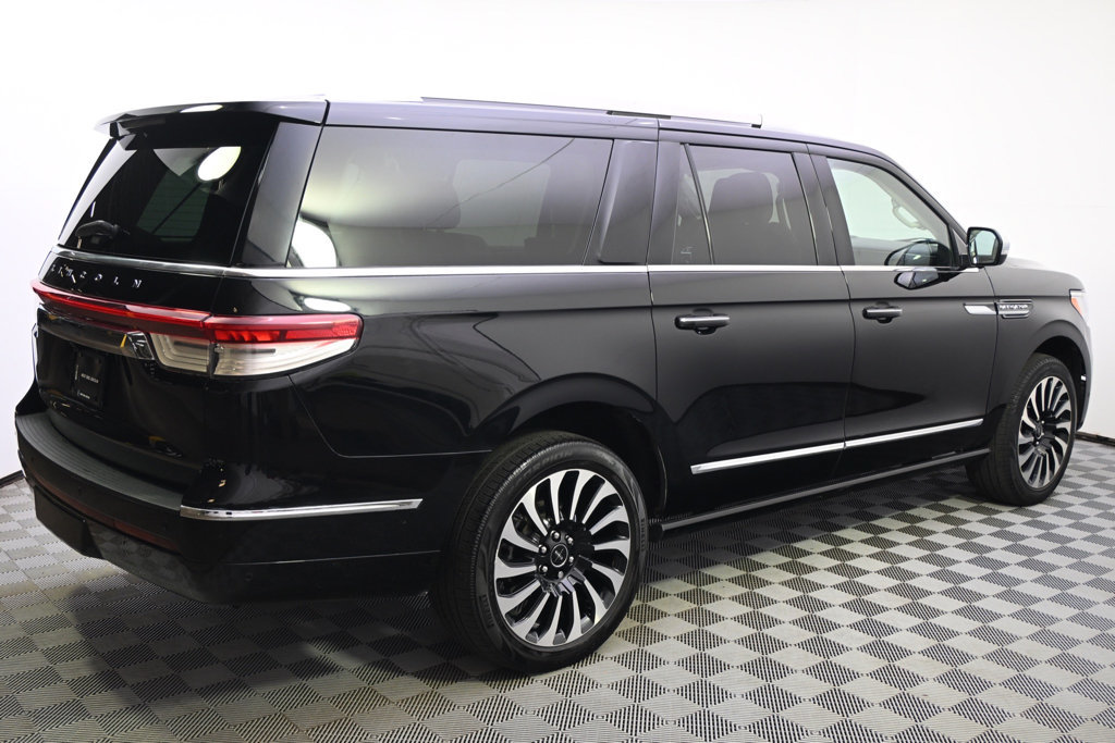 Certified 2022 Lincoln Navigator L Black Label AWD/4WD image 7