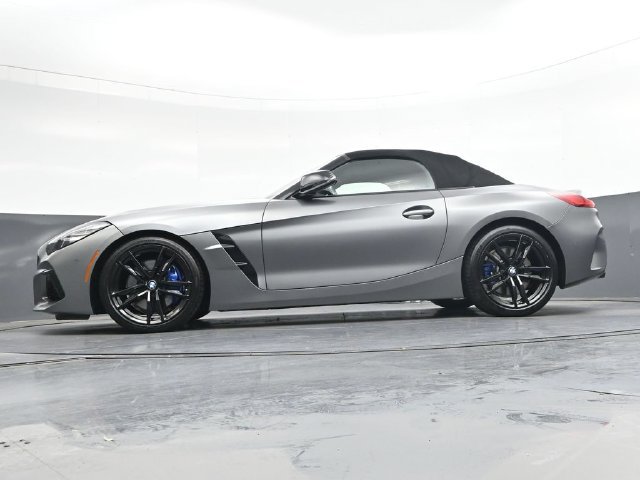 Used 2021 BMW Z4 M40i w/ Executive Package RWD image 35