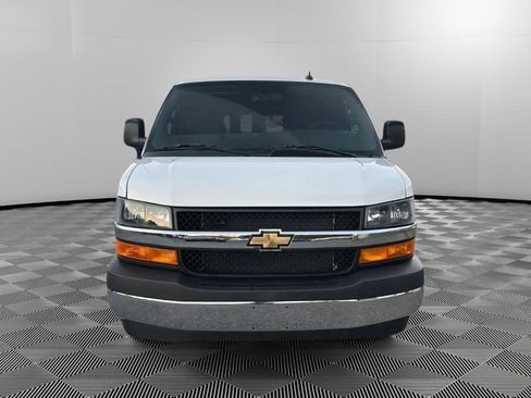 Used 2024 Chevrolet Express 2500 w/ Driver Convenience Package image 7