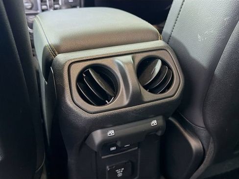 Used 2025 Jeep Wrangler Unlimited Sahara w/ Safety Group AWD/4WD image 24