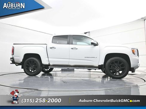 Used 2021 GMC Canyon Denali image 23