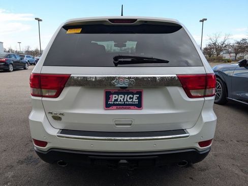 Used 2013 Jeep Grand Cherokee Overland Summit image 5