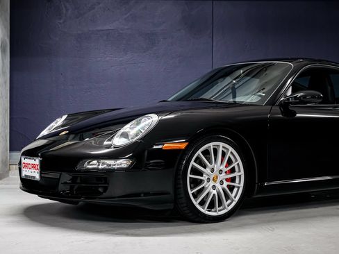 Used 2006 Porsche 911 Carrera S RWD image 26