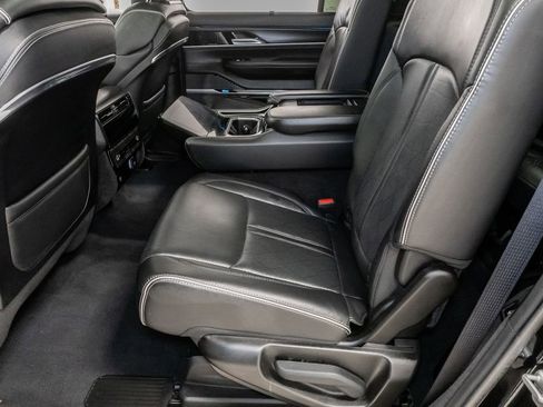 Certified 2024 Jeep Grand Wagoneer Series II w/ Quick Order Packagew 28T AWD/4WD image 31