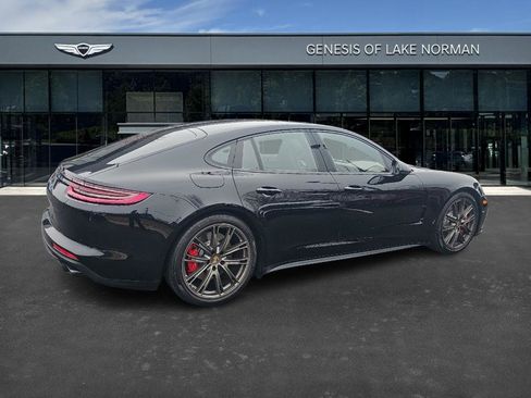 Used 2020 Porsche Panamera Turbo w/ Sport Package image 4
