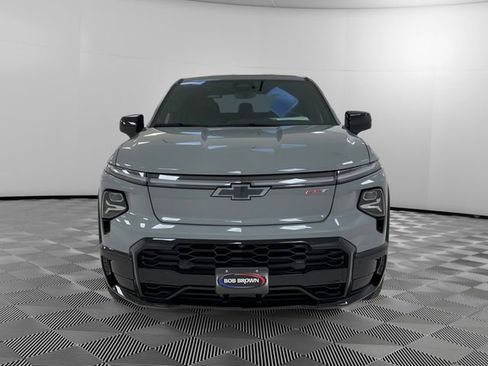 Certified 2025 Chevrolet Silverado EV RST AWD/4WD image 8